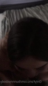3953892