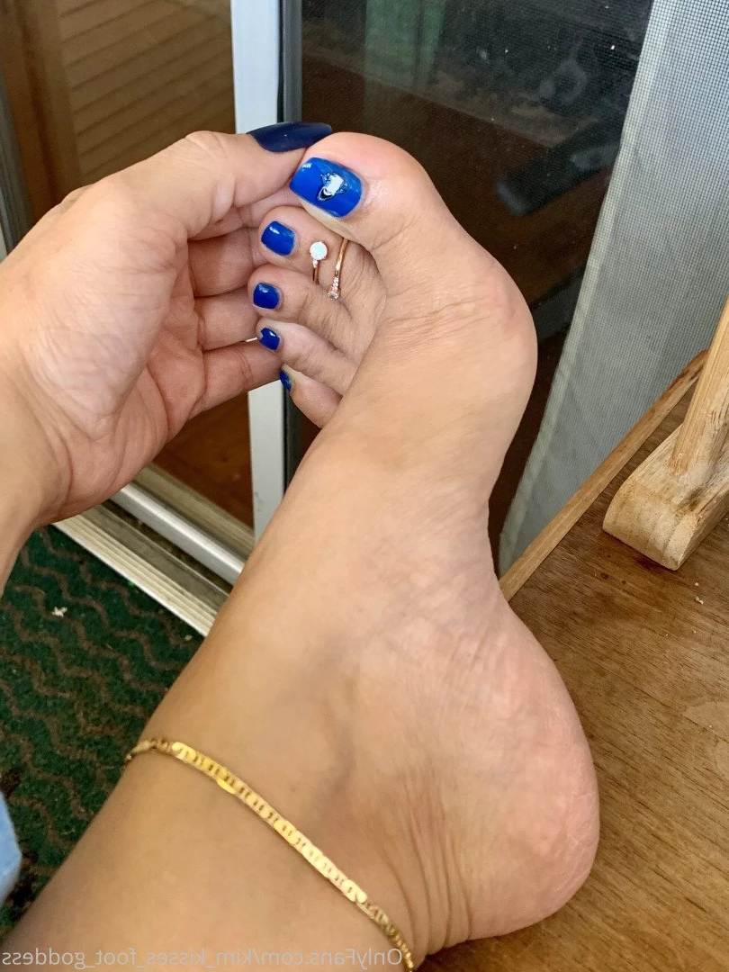 💋Kim Kisses💋 [ kim_kisses_foot_goddess ] Onlyfans leaked photo 3278072 on Hotleaks.tv