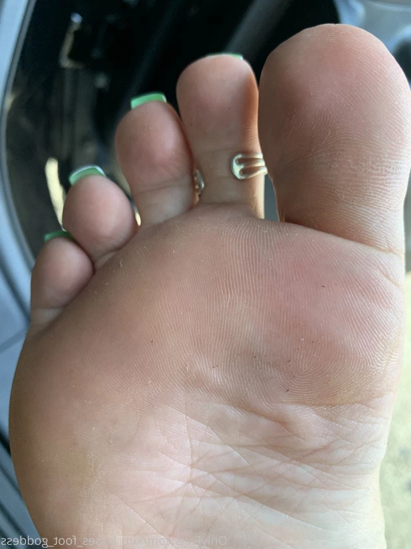 💋Kim Kisses💋 [ kim_kisses_foot_goddess ] Onlyfans leaked photo 3282250 on Hotleaks.tv