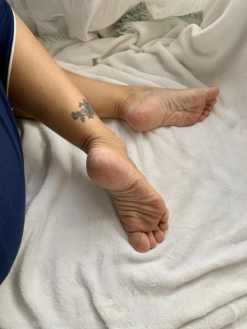 💋Kim Kisses💋 [ kim_kisses_foot_goddess ] Onlyfans leaked photo 3286880 on Hotleaks.tv