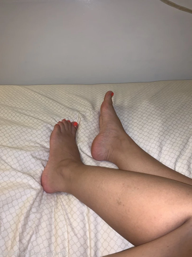 💋Kim Kisses💋 [ kim_kisses_foot_goddess ] Onlyfans leaked photo 3287485 on Hotleaks.tv