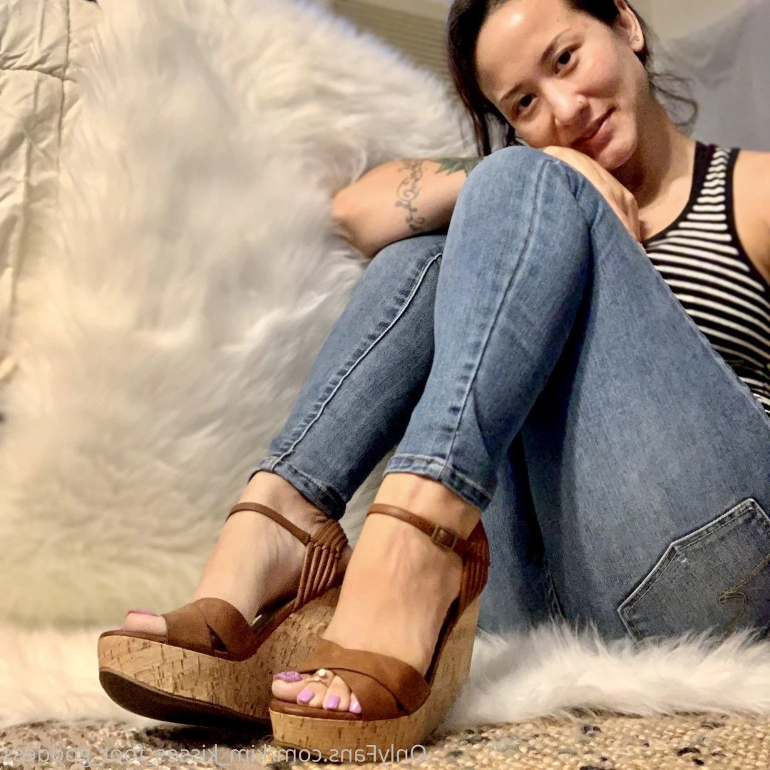 💋Kim Kisses💋 [ kim_kisses_foot_goddess ] Onlyfans leaked photo 3294613 on Hotleaks.tv