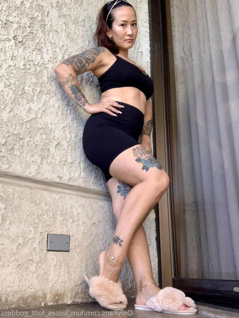 💋Kim Kisses💋 [ kim_kisses_foot_goddess ] Onlyfans leaked photo 3295536 on Hotleaks.tv