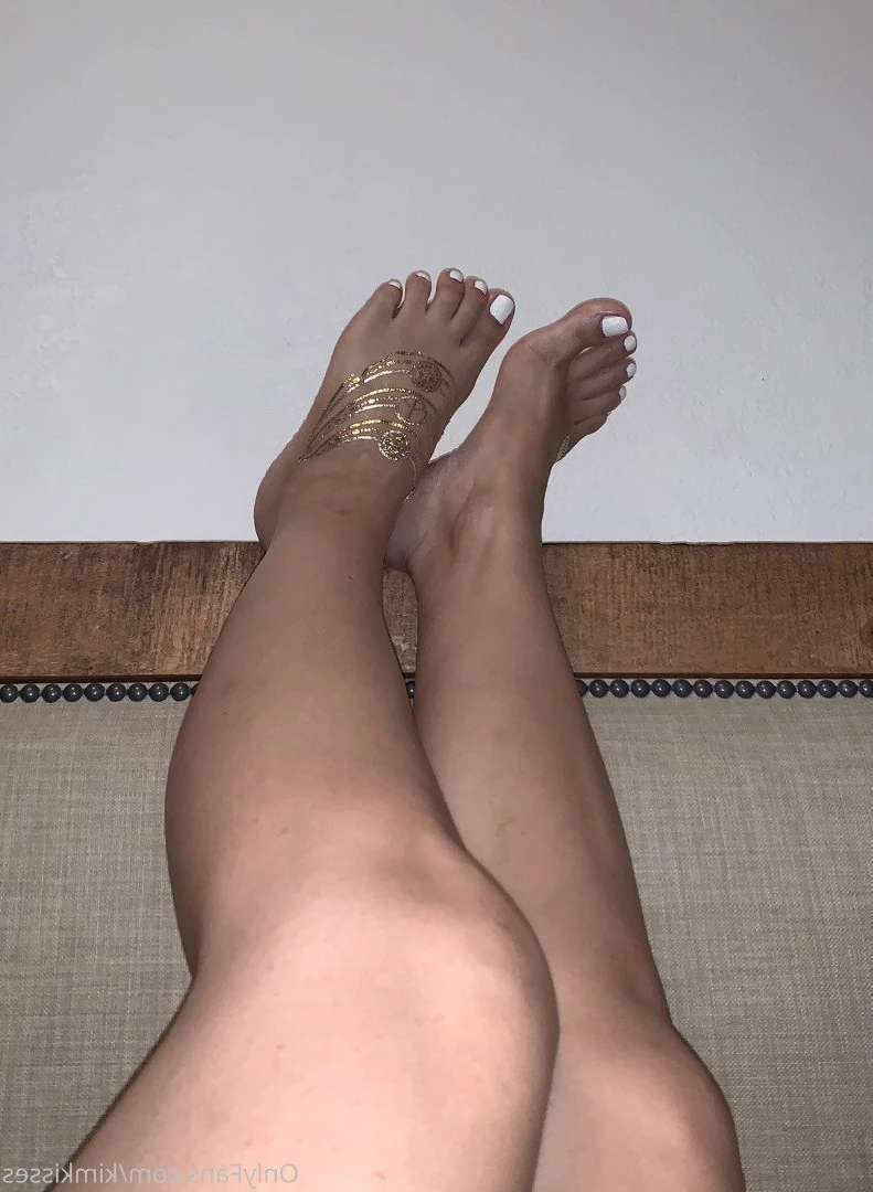 💋Kim Kisses💋 [ kim_kisses_foot_goddess ] Onlyfans leaked photo 3301031 on Hotleaks.tv