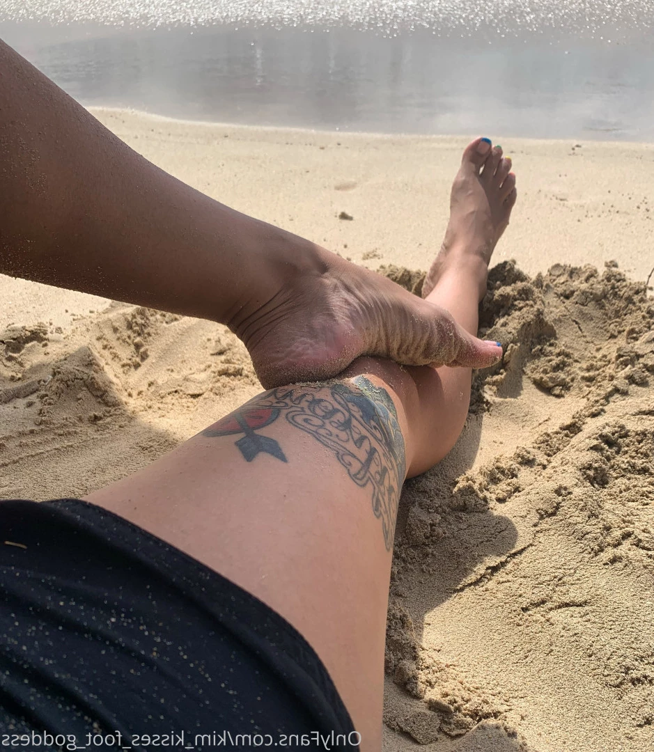 💋Kim Kisses💋 [ kim_kisses_foot_goddess ] Onlyfans leaked photo 6252190 on Hotleaks.tv