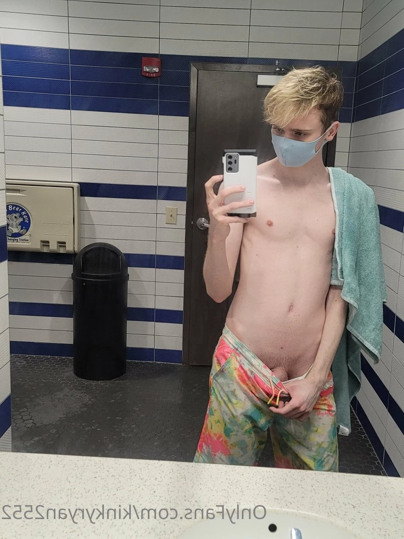 Ryan Snow❄ [ kinkyryan2552 ] Onlyfans leaked photo 3268355 on Hotleaks.tv