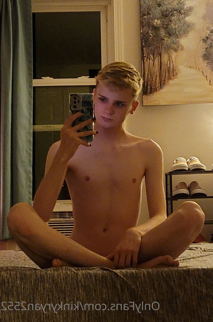Ryan Snow❄ [ kinkyryan2552 ] Onlyfans leaked photo 3268976 on Hotleaks.tv