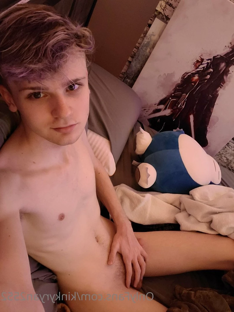 Ryan Snow❄ [ kinkyryan2552 ] Onlyfans leaked photo 3269575 on Hotleaks.tv
