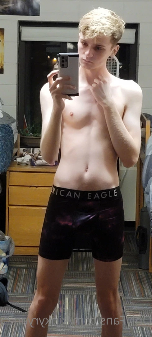 Ryan Snow❄ [ kinkyryan2552 ] Onlyfans leaked photo 9527144 on Hotleaks.tv