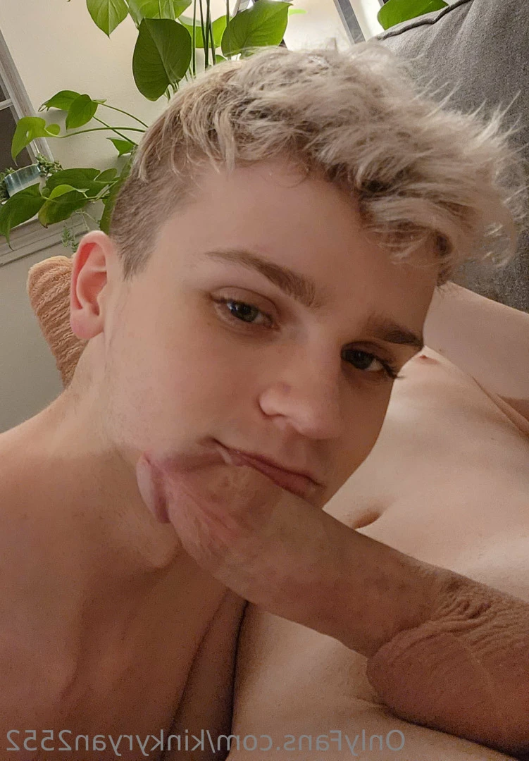 Ryan Snow❄ [ kinkyryan2552 ] Onlyfans leaked photo 9527390 on Hotleaks.tv