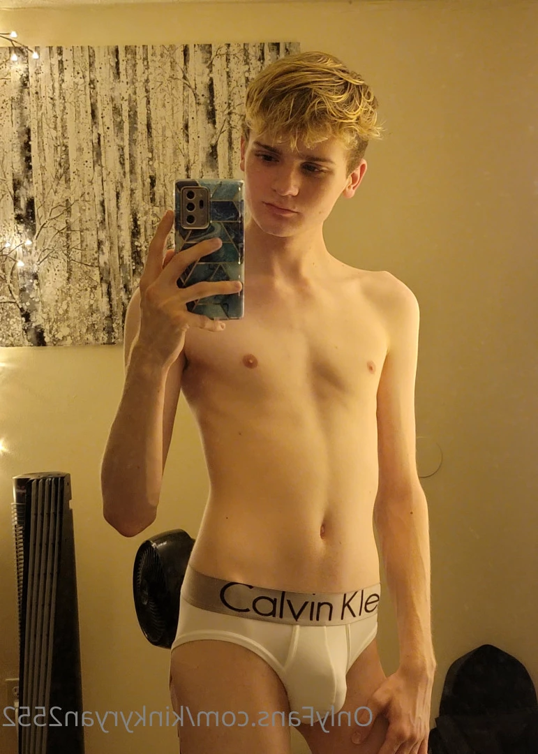 Ryan Snow❄ [ kinkyryan2552 ] Onlyfans leaked photo 9527888 on Hotleaks.tv