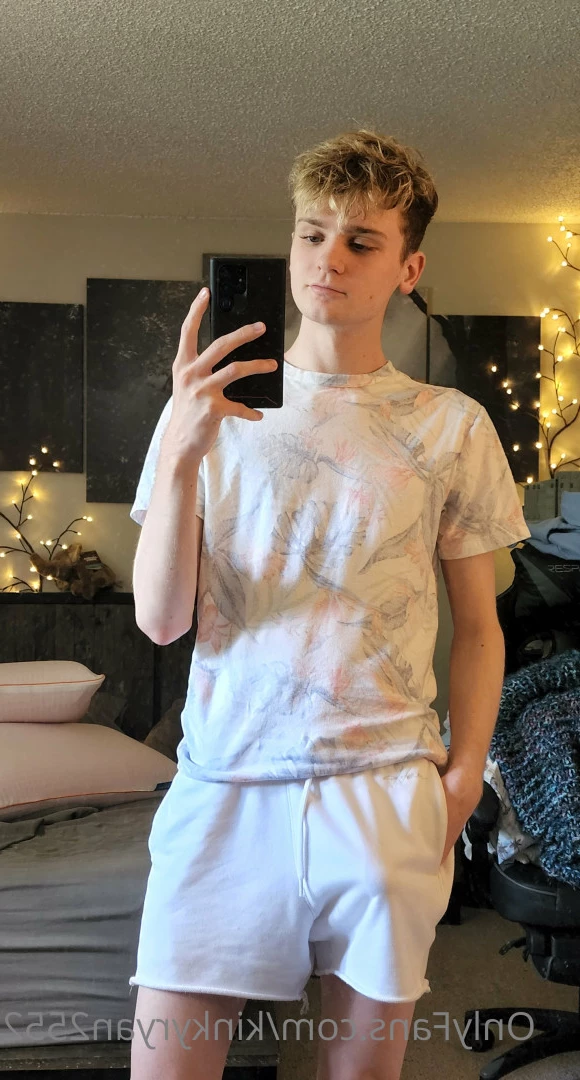 Ryan Snow❄ [ kinkyryan2552 ] Onlyfans leaked photo 9527914 on Hotleaks.tv