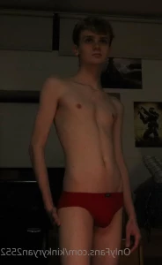 9528131