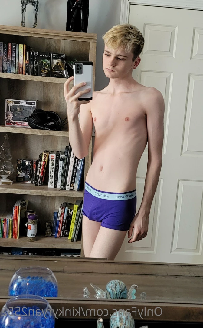 Ryan Snow❄ [ kinkyryan2552 ] Onlyfans leaked photo 9528248 on Hotleaks.tv