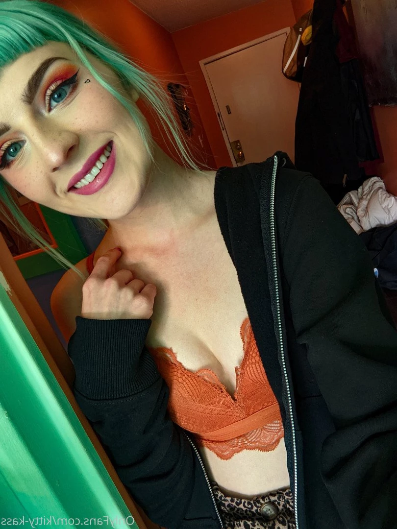 Kassy FREE [ kittykass-free ] Onlyfans leaked photo 3264225 on Hotleaks.tv