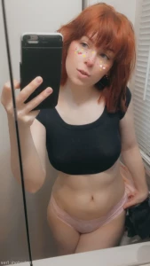 5827257