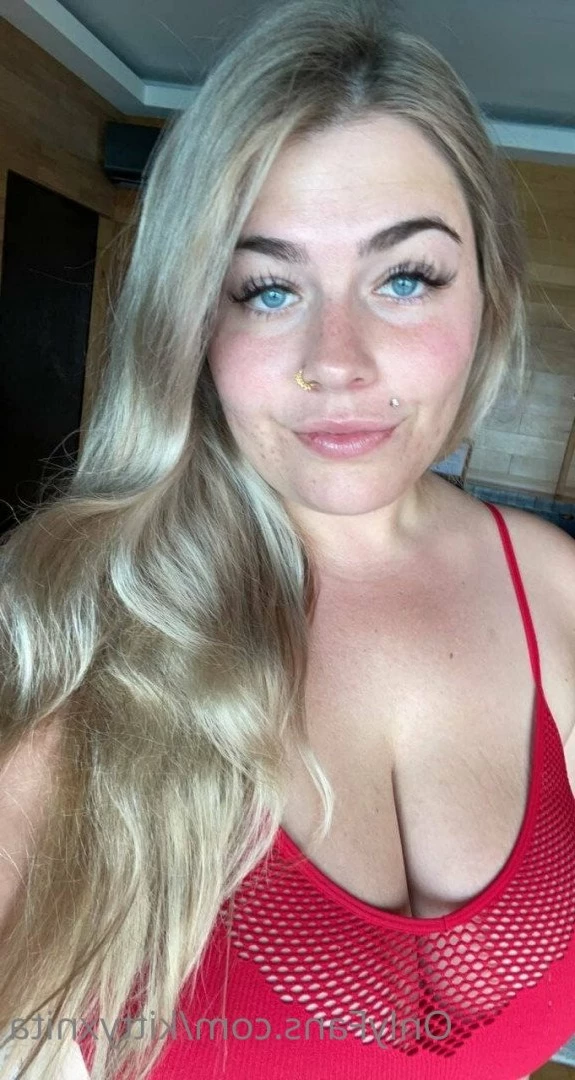 XXX Nudes on Wall 🥵 [ kittykuncensored ] Onlyfans leaked photo 3220511 on Hotleaks.tv
