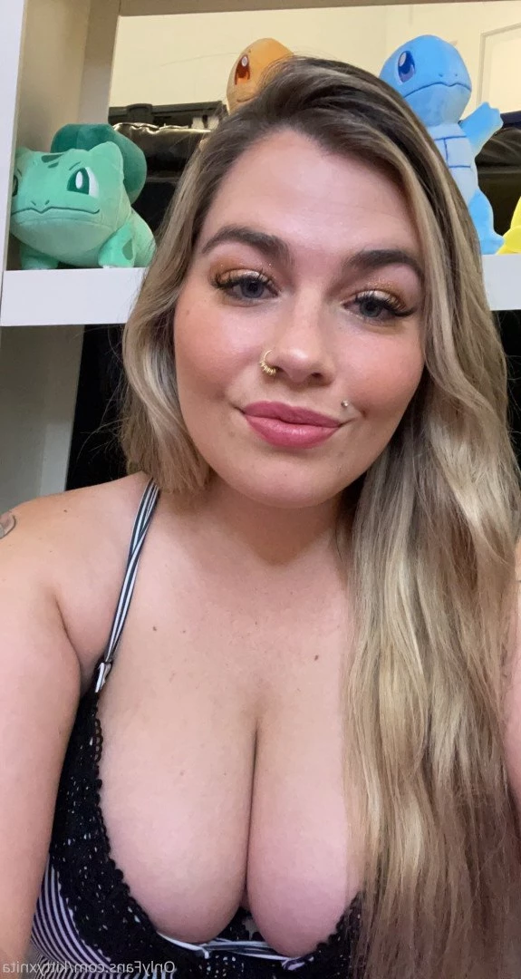 XXX Nudes on Wall 🥵 [ kittykuncensored ] Onlyfans leaked photo 3221642 on Hotleaks.tv