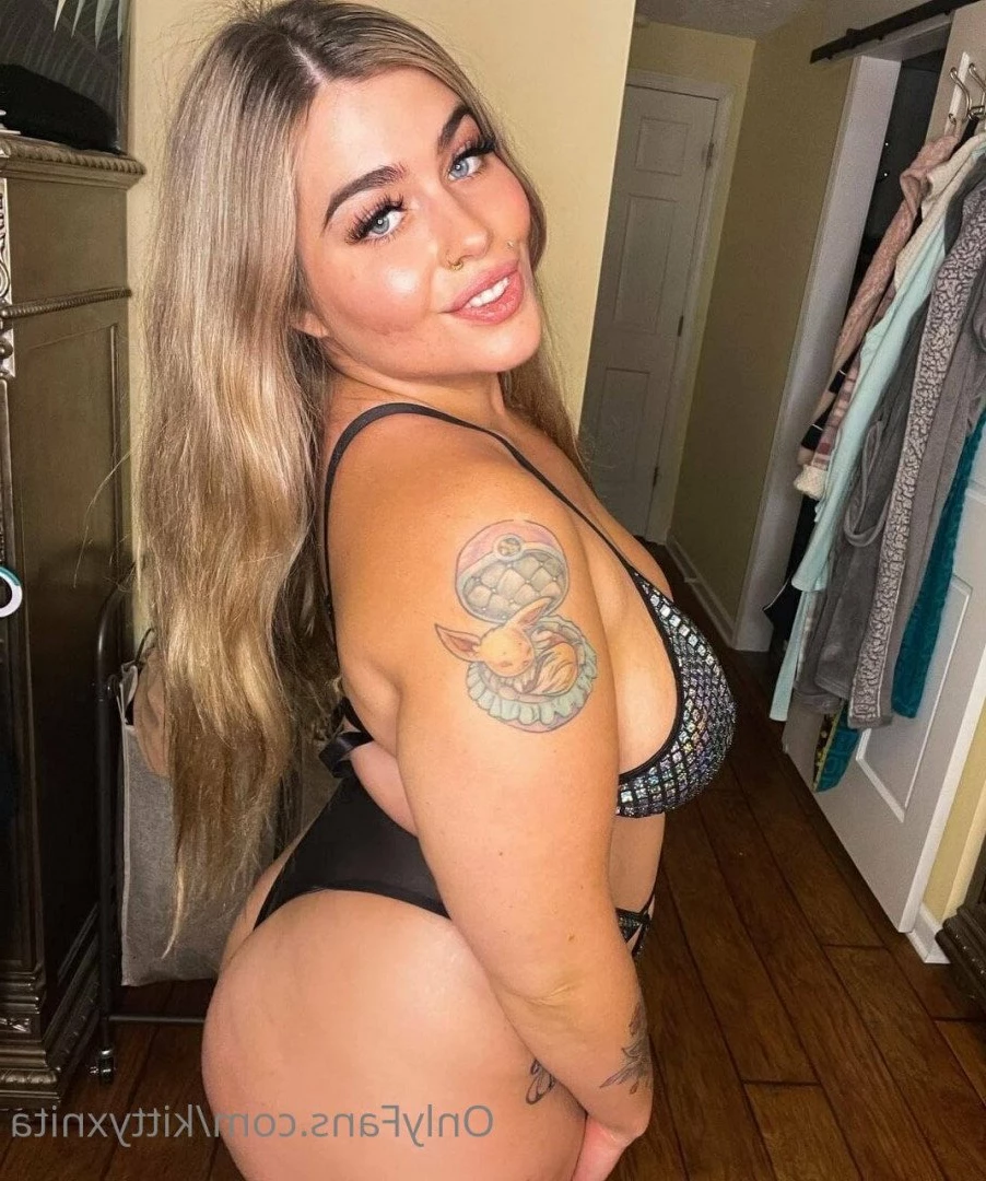 XXX Nudes on Wall 🥵 [ kittykuncensored ] Onlyfans leaked photo 3221682 on Hotleaks.tv