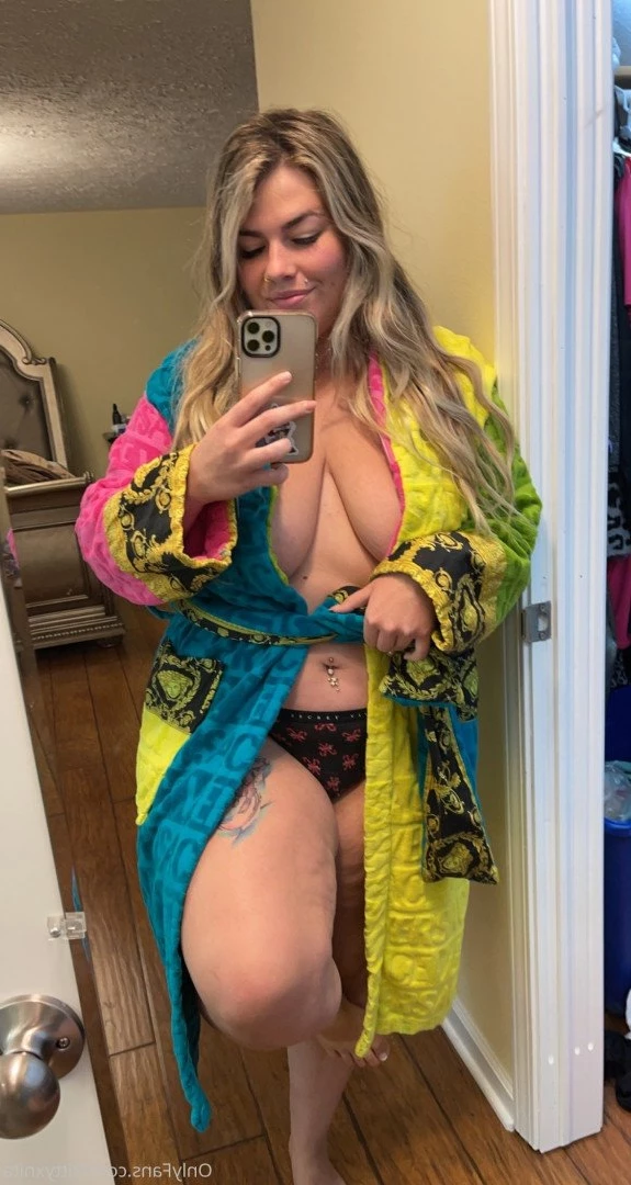 XXX Nudes on Wall 🥵 [ kittykuncensored ] Onlyfans leaked photo 3221767 on Hotleaks.tv