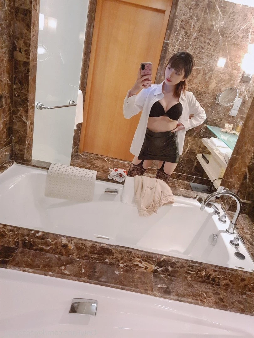KIYO💜 [ kiyocosplay_ ] Onlyfans leaked photo 3091399 on Hotleaks.tv