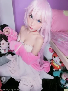 3087556
