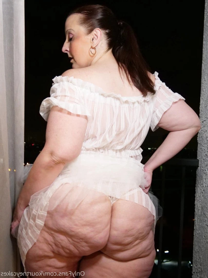 Kourtney Cakes [ kourtneycakes ] Onlyfans leaked photo 3113059 on Hotleaks.tv