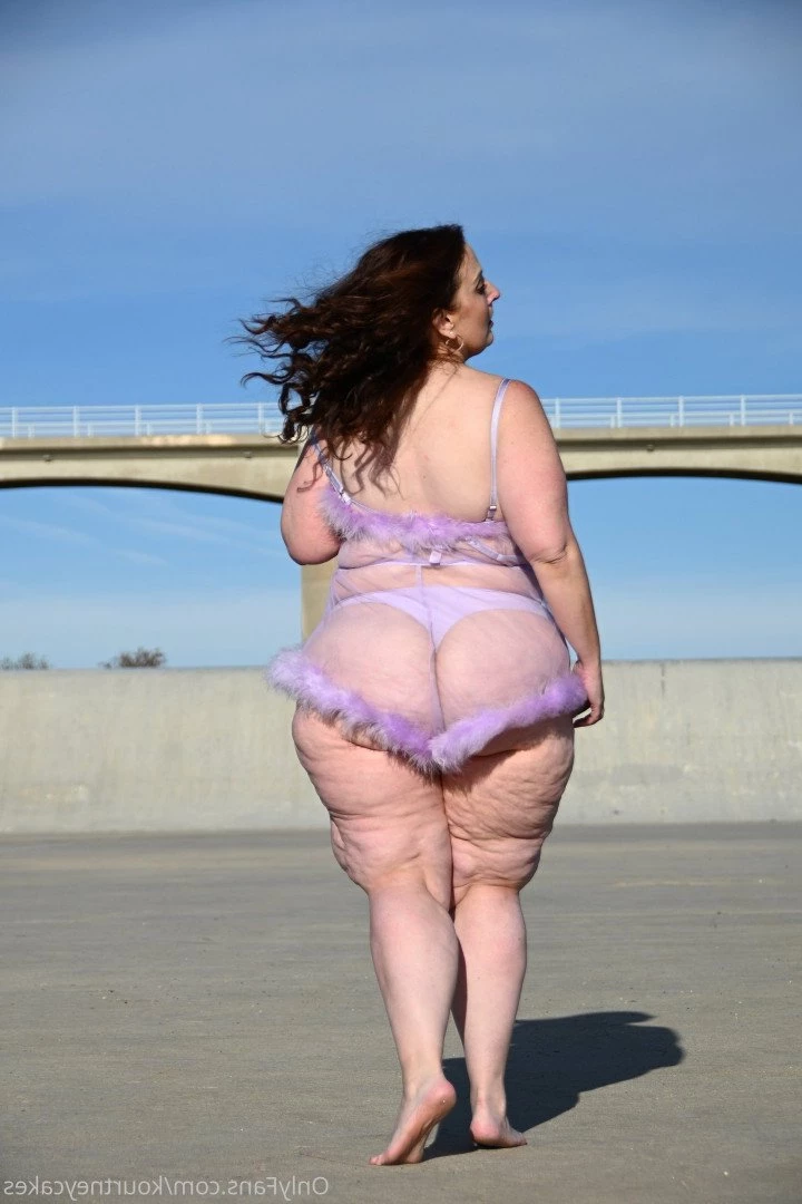 Kourtney Cakes [ kourtneycakes ] Onlyfans leaked photo 3115927 on Hotleaks.tv