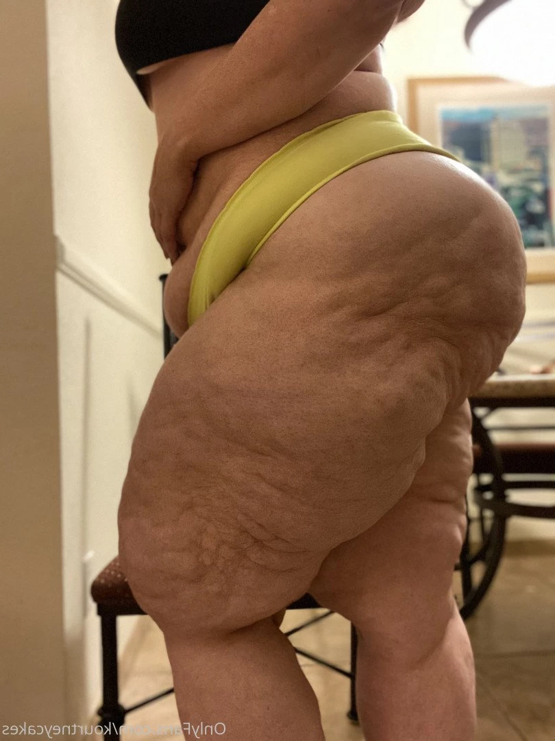 Kourtney Cakes [ kourtneycakes ] Onlyfans leaked photo 3121276 on Hotleaks.tv