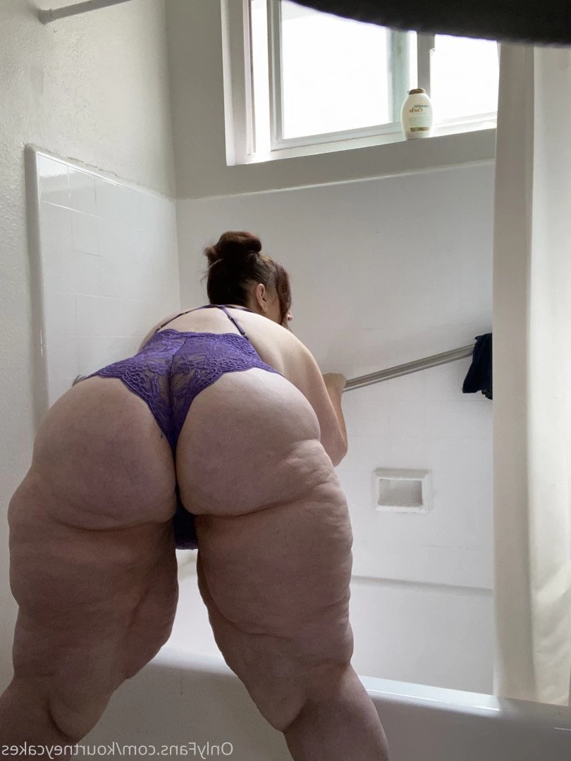 Kourtney Cakes [ kourtneycakes ] Onlyfans leaked photo 3124500 on Hotleaks.tv