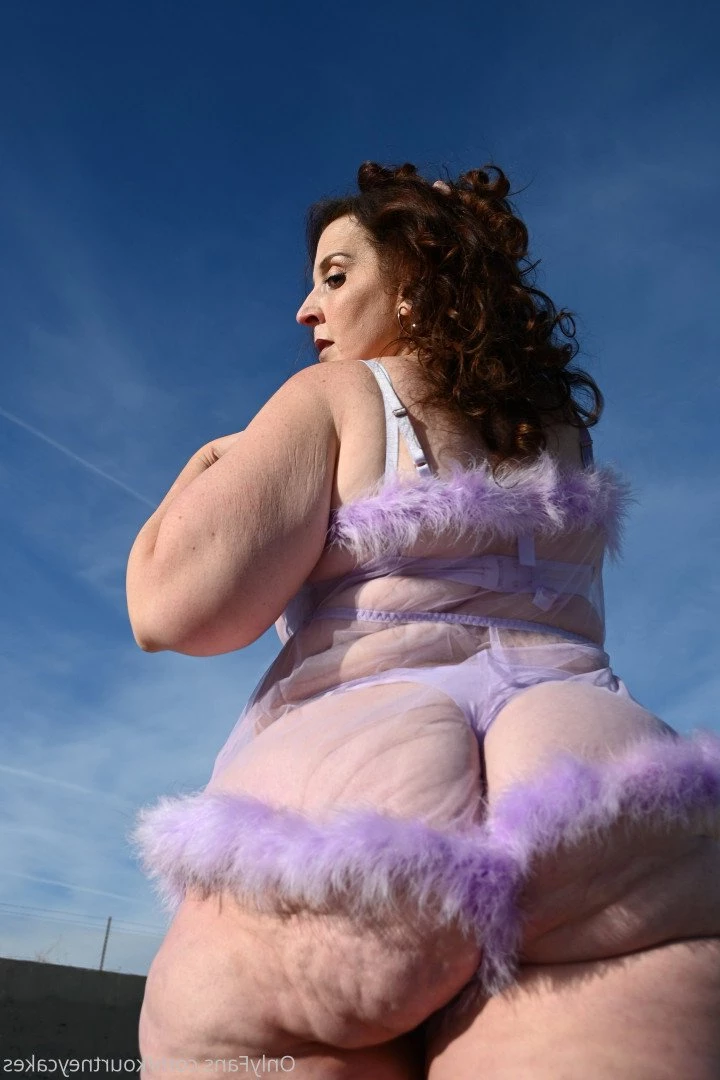 Kourtney Cakes [ kourtneycakes ] Onlyfans leaked photo 3124529 on Hotleaks.tv