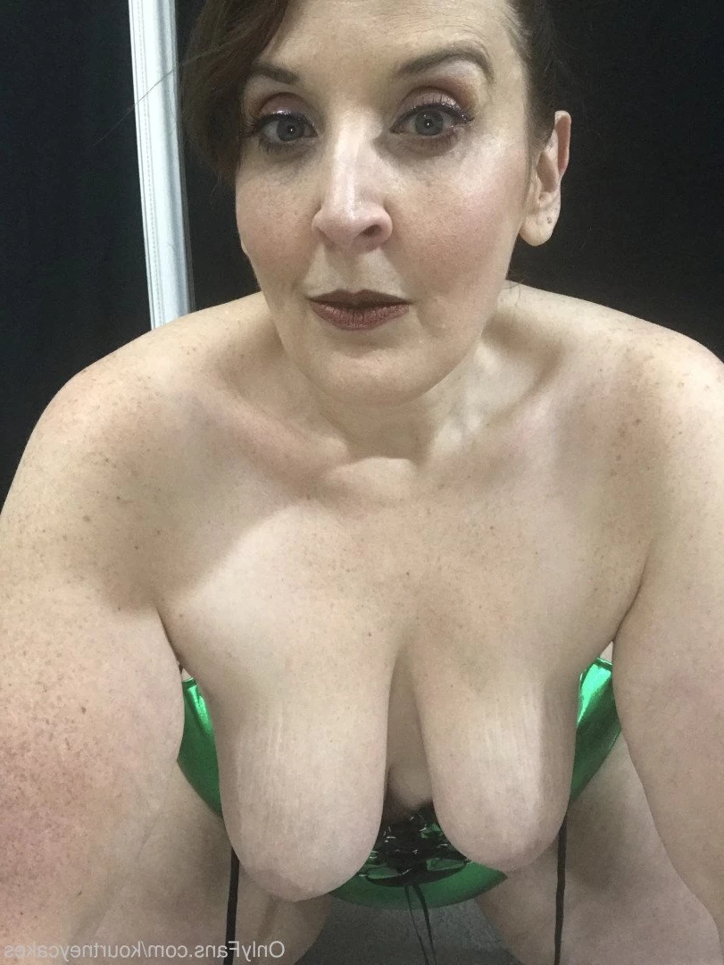Kourtney Cakes [ kourtneycakes ] Onlyfans leaked photo 3129156 on Hotleaks.tv