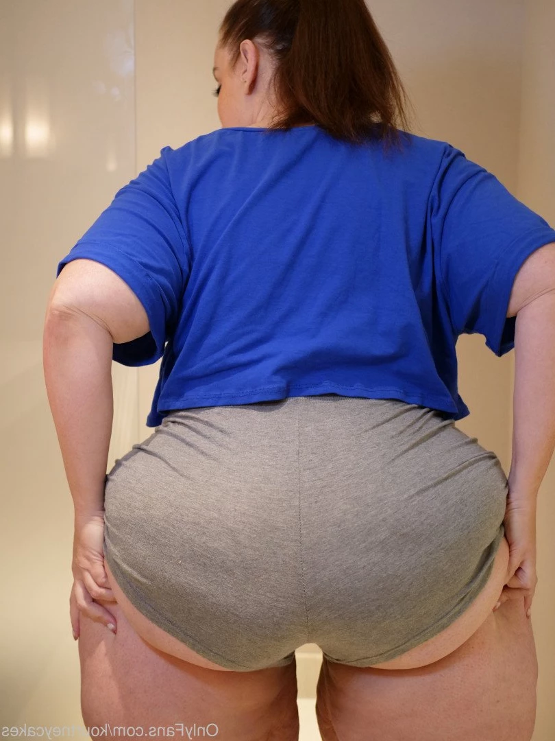 Kourtney Cakes [ kourtneycakes ] Onlyfans leaked photo 3129443 on Hotleaks.tv