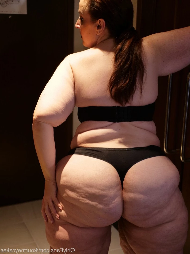 Kourtney Cakes [ kourtneycakes ] Onlyfans leaked photo 3131587 on Hotleaks.tv