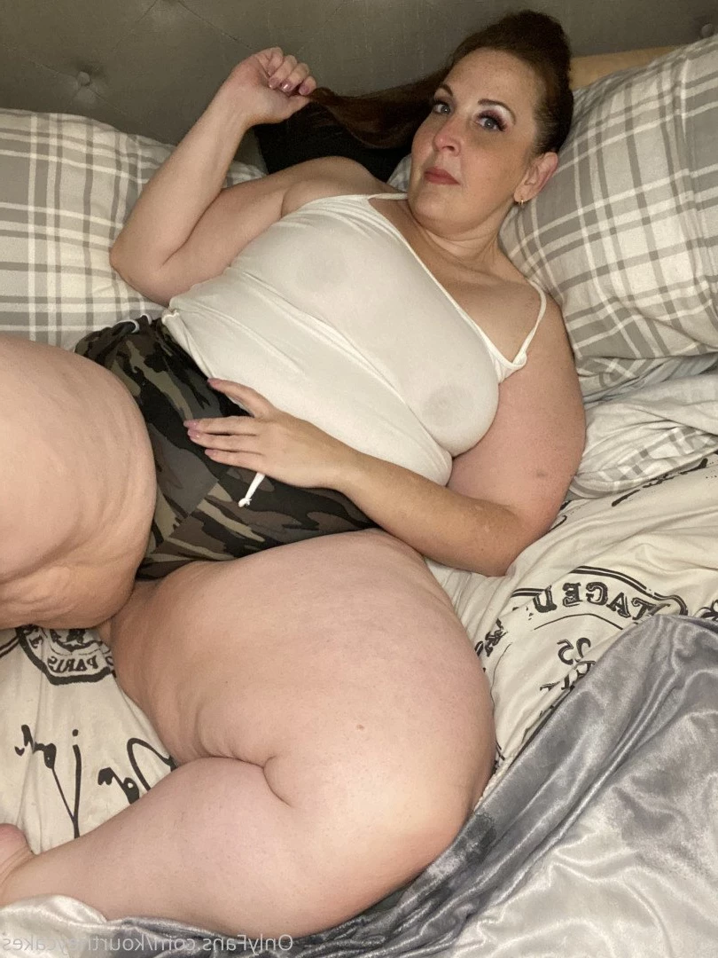 Kourtney Cakes [ kourtneycakes ] Onlyfans leaked photo 3138395 on Hotleaks.tv