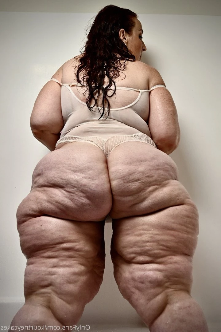 Kourtney Cakes [ kourtneycakes ] Onlyfans leaked photo 3138693 on Hotleaks.tv