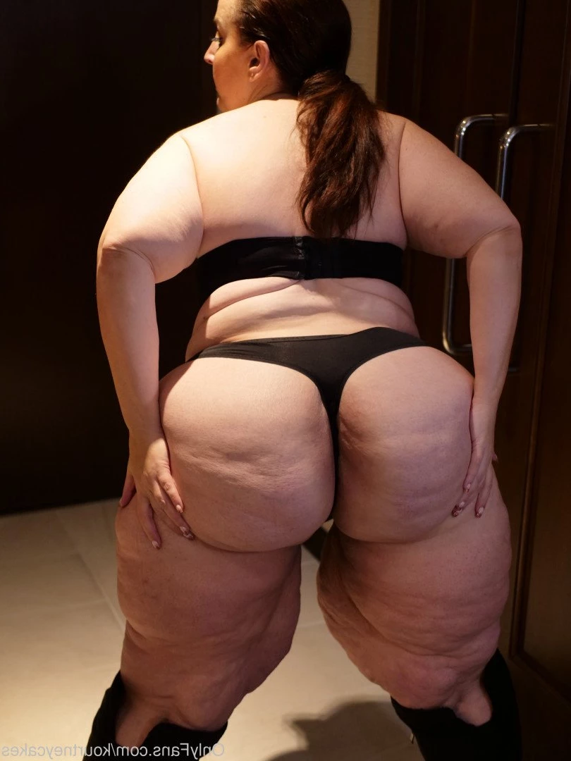 Kourtney Cakes [ kourtneycakes ] Onlyfans leaked photo 3138993 on Hotleaks.tv