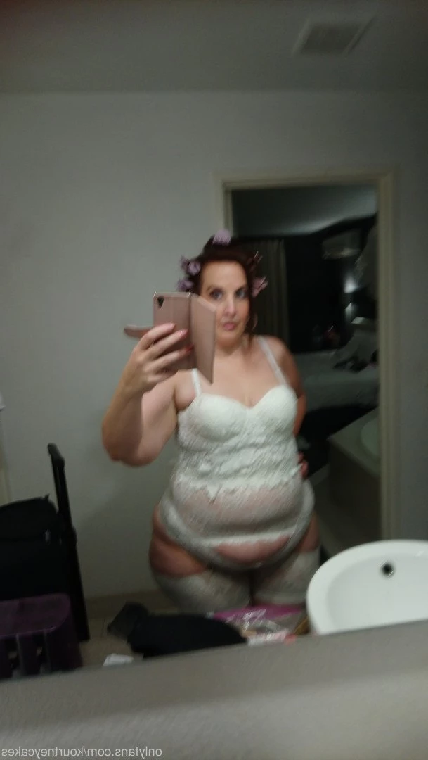 Kourtney Cakes [ kourtneycakes ] Onlyfans leaked photo 3143264 on Hotleaks.tv