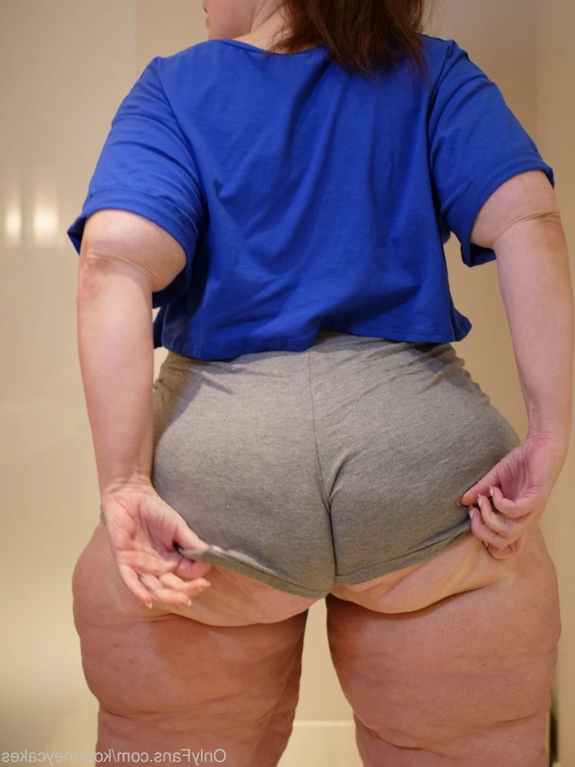 Kourtney Cakes [ kourtneycakes ] Onlyfans leaked photo 3146116 on Hotleaks.tv