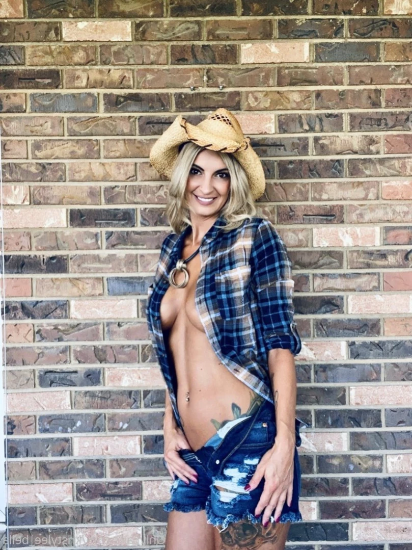 kristylee_bella Onlyfans leaked photo 15456554 on Hotleaks.tv