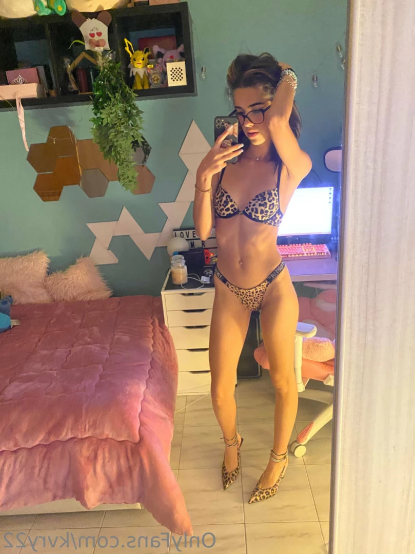 Kvry [ kvry22 ] Onlyfans leaked photo 14747979 on Hotleaks.tv