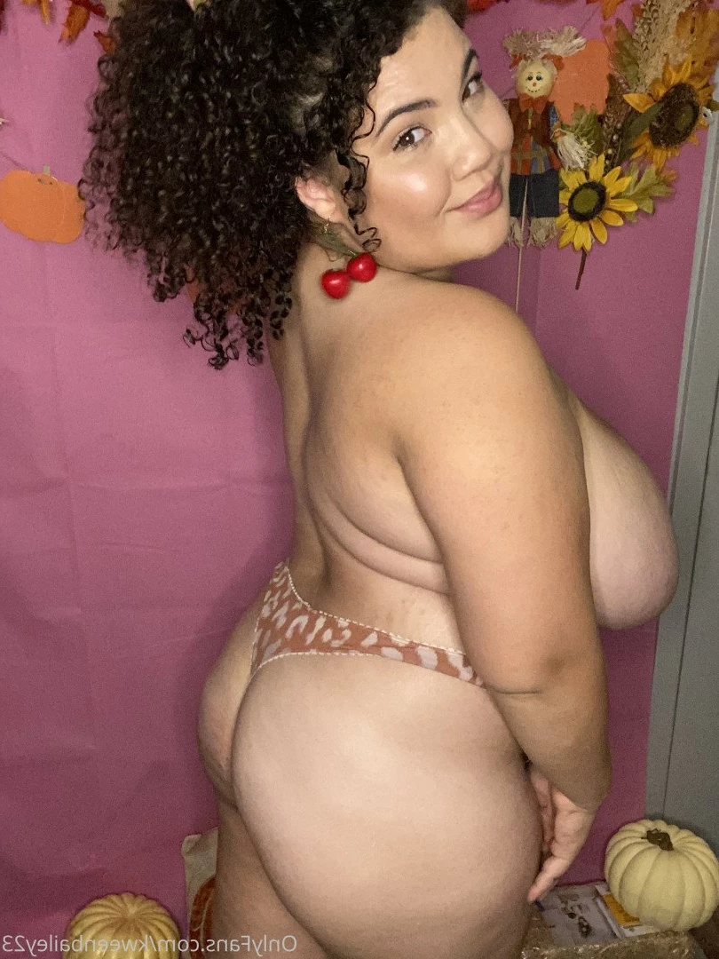 Bailey [ kweenbailey23 ] Onlyfans leaked photo 3453959 on Hotleaks.tv