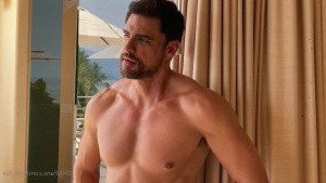 Kyle Fox [ kyle_fox ] Onlyfans leaked video 3999049 on Hotleaks.tv