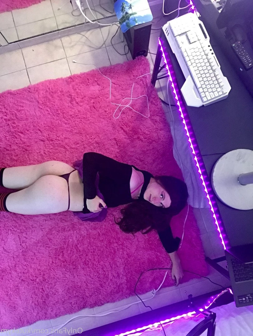 Kymmy Harper (VIP) [ kymmyharper ] Onlyfans leaked photo 3241900 on Hotleaks.tv