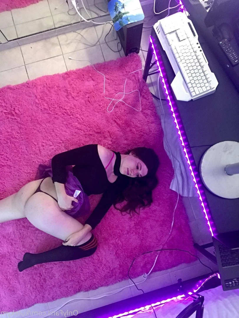 Kymmy Harper (VIP) [ kymmyharper ] Onlyfans leaked photo 3251415 on Hotleaks.tv