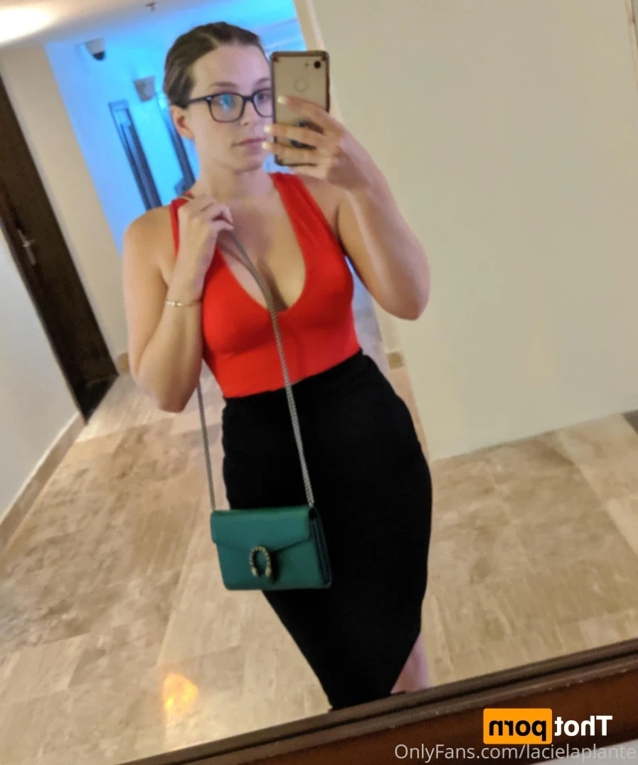 Lacie - Redhead in Bed [ lacielaplante ] Onlyfans leaked photo 14450896 on Hotleaks.tv