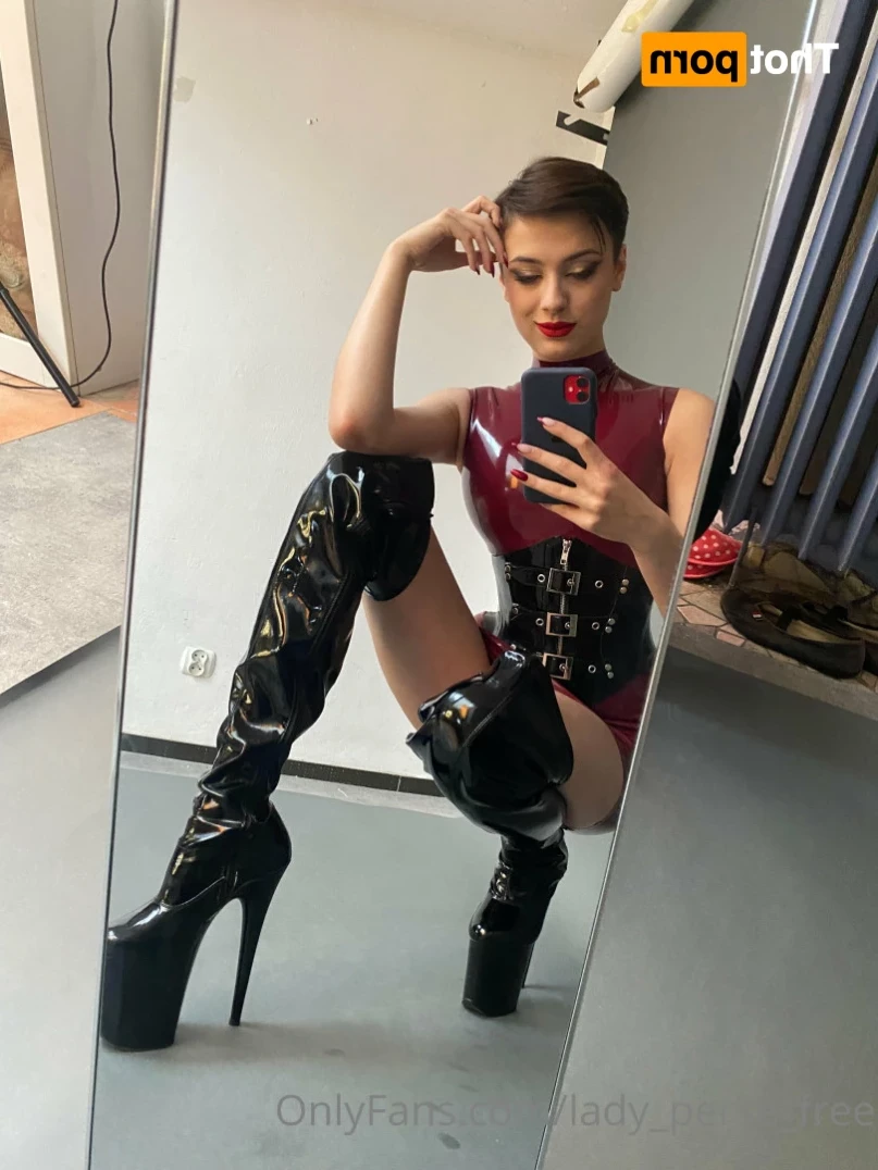 Lady Perse [ lady_perse_free ] Onlyfans leaked photo 14760108 on Hotleaks.tv