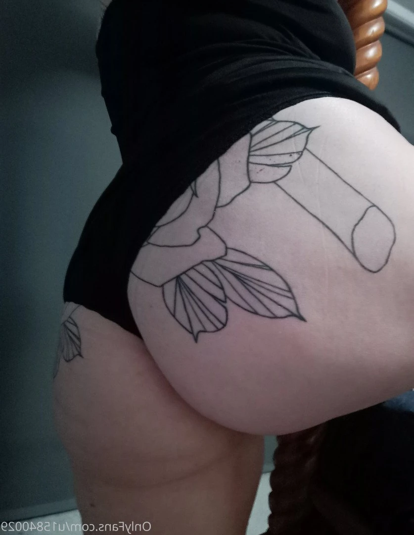 ladygraves Onlyfans leaked photo 3189374 on Hotleaks.tv
