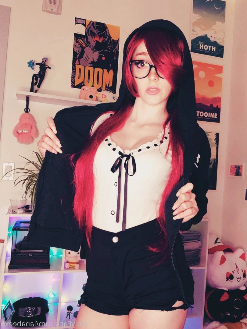 Lana Bee 🐶 (they/them) [ lanabeexo ] Onlyfans leaked photo 3231807 on Hotleaks.tv
