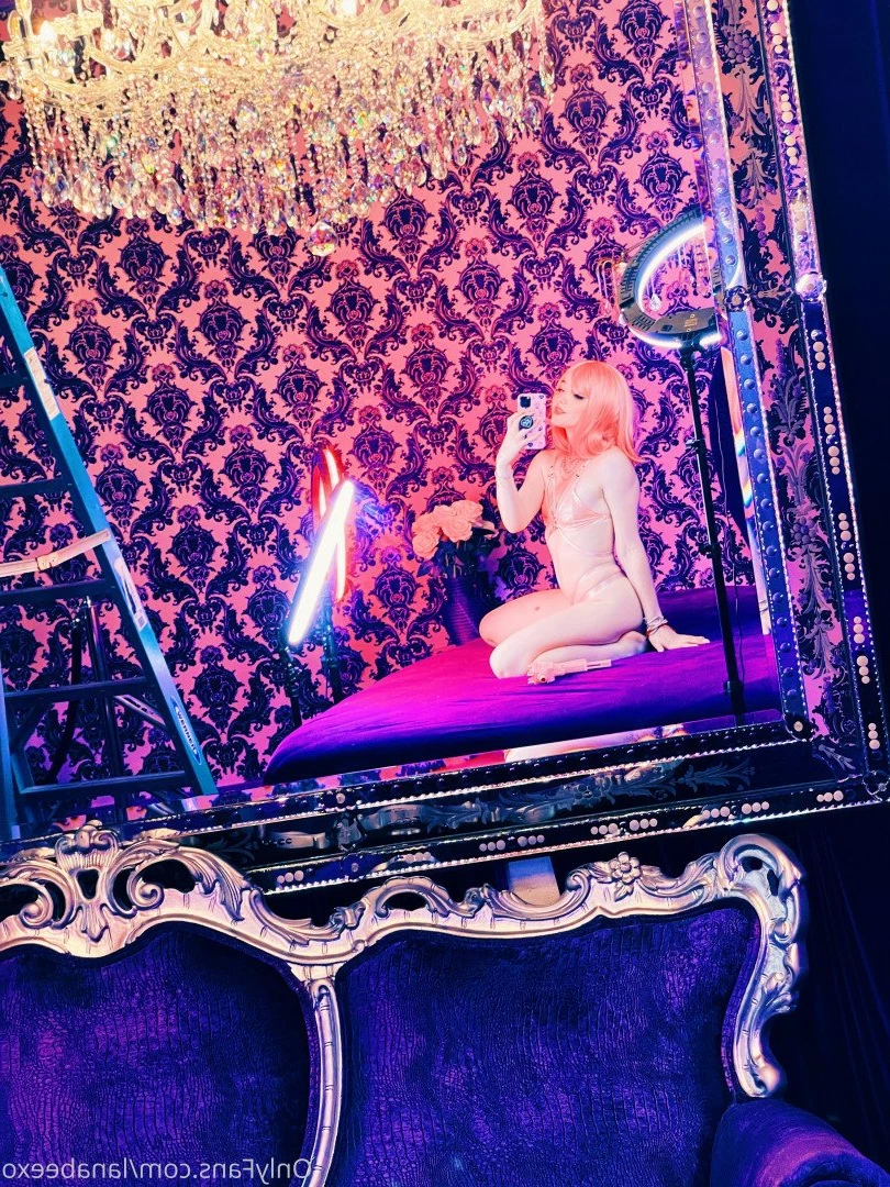 Lana Bee 🐶 (they/them) [ lanabeexo ] Onlyfans leaked photo 3236905 on Hotleaks.tv
